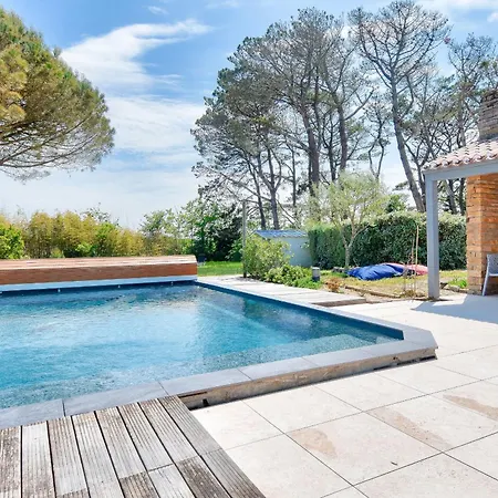 Holiday home Belle Piscine, 300m De La Plage